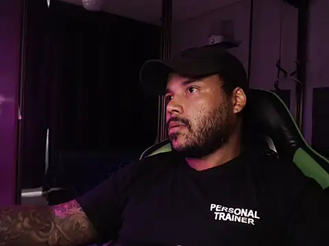 Snapshot of Ale_Mineiro chatting on 03/06/26, 11:06 Ale Mineiro online show from 03/06/26, 11:06