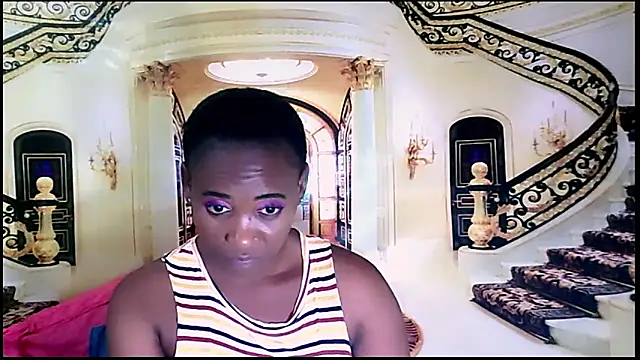 Snapshot of EbonyOlive69 chatting on 12/12/24, 03:32 EbonyOlive69 online show from 12/12/24, 03:32