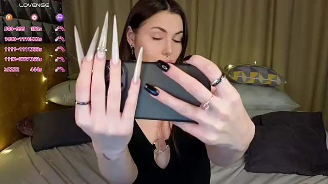 Snapshot of Mary_Walker chatting on 11/09/25, 01:04 Mary Walker online show from 11/09/25, 01:04