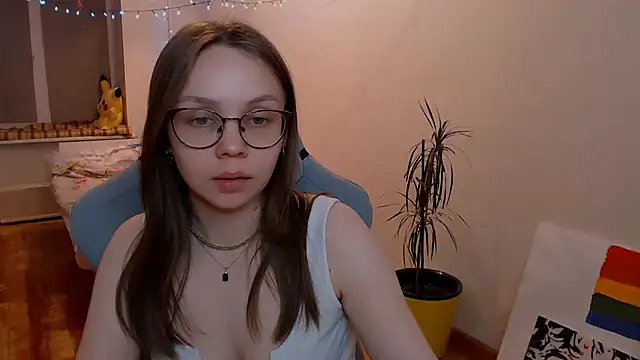 Snapshot of Vanessa_tk chatting on 12/17/24, 10:01 Vanessa tk online show from 12/17/24, 10:01