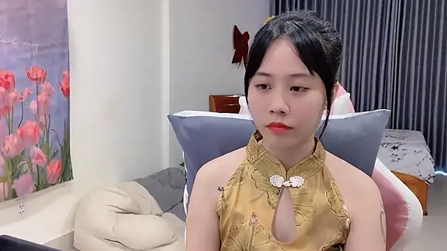 Snapshot of -rosiie- chatting on 03/21/25, 03:55 -rosiie- online show from 03/21/25, 03:55