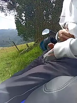 Cuervo maniaco online show from 11/21/25, 04:16