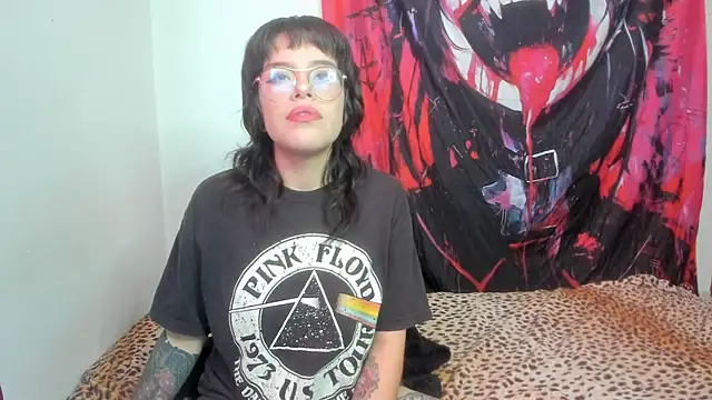 Lucyfx666 online show from 12/02/25, 02:01