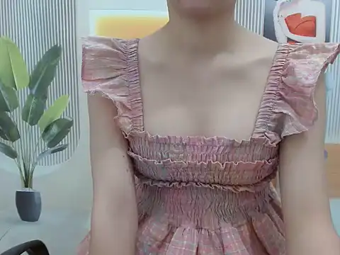 Snapshot of Jikey98 chatting on 10/11/25, 04:49 Jikey98 online show from 10/11/25, 04:49