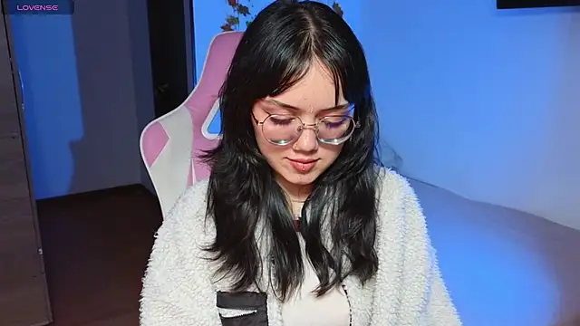 suzumi   online show from 01/24/25, 05:31