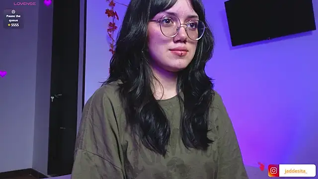 suzumi   online show from 02/01/25, 09:43