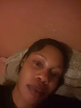 NAUGHTYSHALOTXX online show from 09/28/25, 05:18