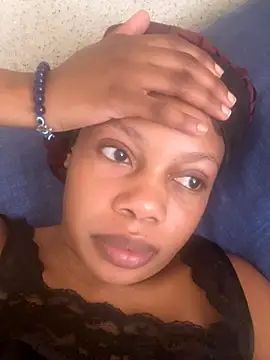 NAUGHTYSHALOTXX online show from 10/08/25, 07:39