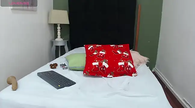 Snapshot of _angeline_love chatting on 12/05/24, 08:22 angeline love online show from 12/05/24, 08:22