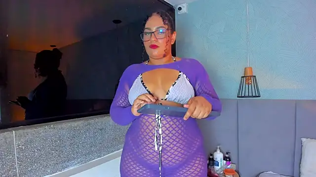 Annie-Wolf online show from 09/10/25, 07:47