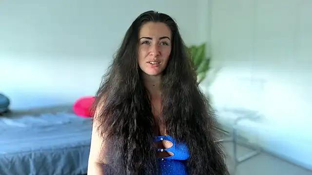 Snapshot of Sapphir3xoxo chatting on 09/16/25, 02:51 Sapphir3xoxo online show from 09/16/25, 02:51