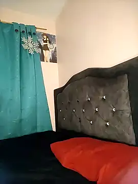 Nahiara velez online show from 02/09/25, 10:43