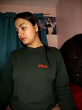 Nahiara velez online show from 02/12/25, 02:14