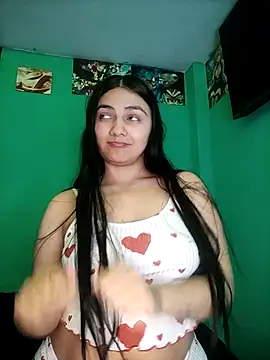 Nahiara velez online show from 07/11/26, 06:21