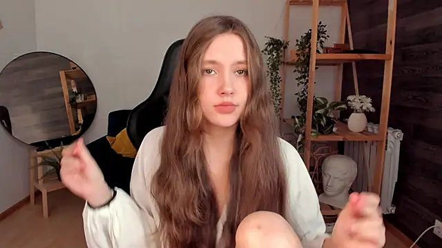 MaryannSoftt online show from 10/19/25, 03:23