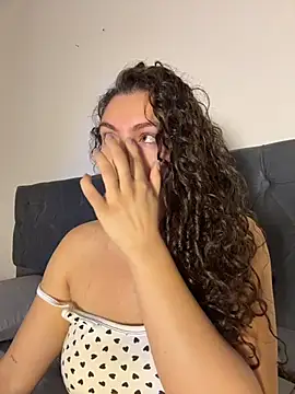 Snapshot of eva_y_marcelo chatting on 04/26/26, 11:30 eva y marcelo online show from 04/26/26, 11:30