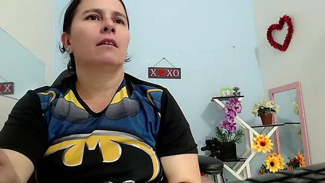 victoria jones online show from 09/27/25, 07:52