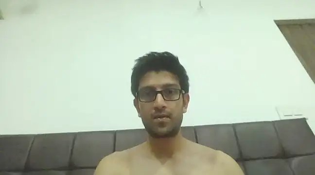 Snapshot of arjun_077 chatting on 12/21/24, 09:36 arjun 077 online show from 12/21/24, 09:36