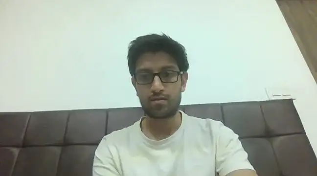 Snapshot of arjun_077 chatting on 12/26/24, 04:58 arjun 077 online show from 12/26/24, 04:58