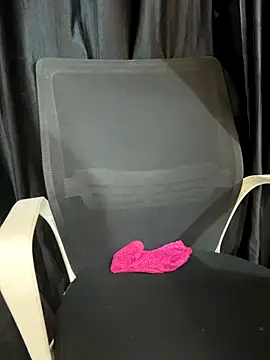 Snapshot of Diya_Chopra chatting on 12/03/25, 04:20 Diya Chopra online show from 12/03/25, 04:20