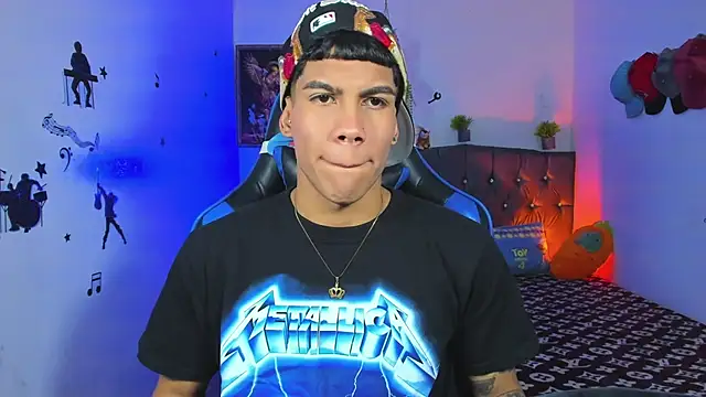 Snapshot of Damian_latinxxx chatting on 09/12/25, 03:06 Damian latinxxx online show from 09/12/25, 03:06