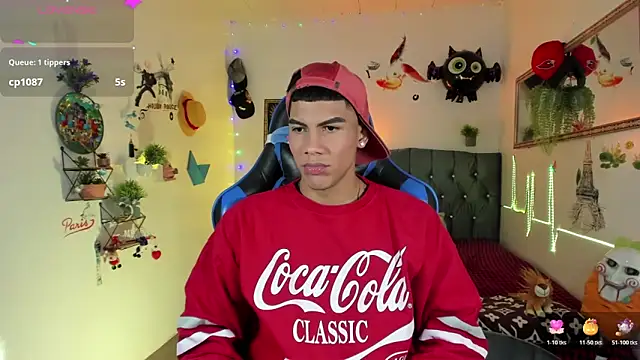 Snapshot of Damian_latinxxx chatting on 11/08/25, 03:18 Damian latinxxx online show from 11/08/25, 03:18