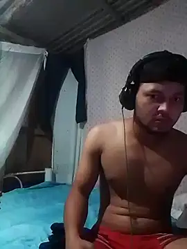 Snapshot of Insciavel01 chatting on 10/30/25, 04:03 Insciavel01 online show from 10/30/25, 04:03