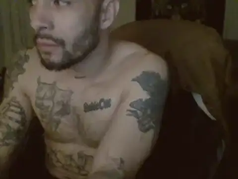 Snapshot of JohnnyDeep187 chatting on 01/02/25, 12:03 JohnnyDeep187 online show from 01/02/25, 12:03