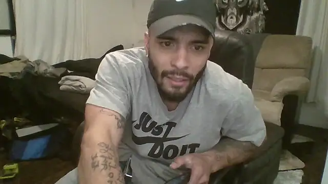 Snapshot of JohnnyDeep187 chatting on 02/16/25, 06:54 JohnnyDeep187 online show from 02/16/25, 06:54