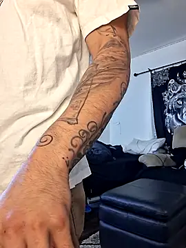 Snapshot of JohnnyDeep187 chatting on 10/05/25, 11:57 JohnnyDeep187 online show from 10/05/25, 11:57