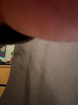 JohnnyDeep187 online show from 11/18/25, 10:20