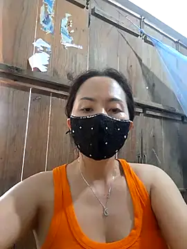 Snapshot of Baby-sexytits18 chatting on 03/06/25, 10:20 Baby-sexytits18 online show from 03/06/25, 10:20