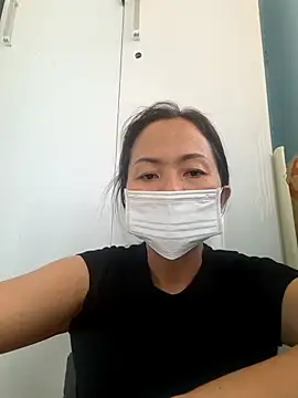 Snapshot of Baby-sexytits18 chatting on 03/12/25, 04:30 Baby-sexytits18 online show from 03/12/25, 04:30