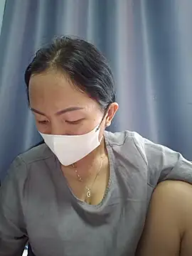 Snapshot of Baby-sexytits18 chatting on 10/31/25, 01:06 Baby-sexytits18 online show from 10/31/25, 01:06