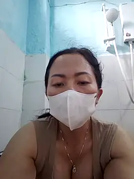 Snapshot of Baby-sexytits18 chatting on 11/07/25, 01:16 Baby-sexytits18 online show from 11/07/25, 01:16