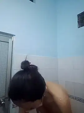 Snapshot of Baby-sexytits18 chatting on 11/28/25, 11:57 Baby-sexytits18 online show from 11/28/25, 11:57