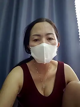 Snapshot of Baby-sexytits18 chatting on 12/17/25, 01:11 Baby-sexytits18 online show from 12/17/25, 01:11