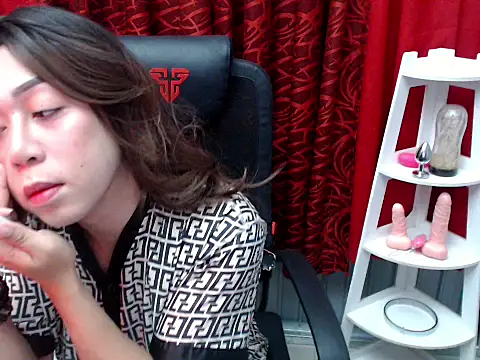 urprincessnicolexxx online show from 05/12/26, 01:47