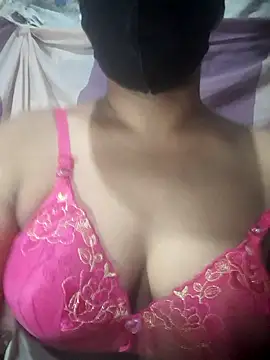 Tharukasenevirathne online show from 07/27/26, 04:36