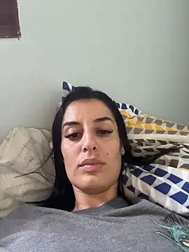 Snapshot of Catmila94 chatting on 06/13/26, 05:22 Catmila94 online show from 06/13/26, 05:22