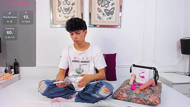 Snapshot of Santy_carrington chatting on 01/08/25, 09:12 Santy carrington online show from 01/08/25, 09:12