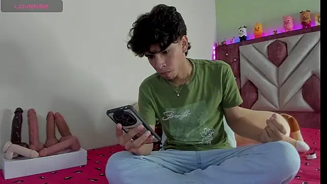 Santy carrington online show from 11/22/25, 01:15