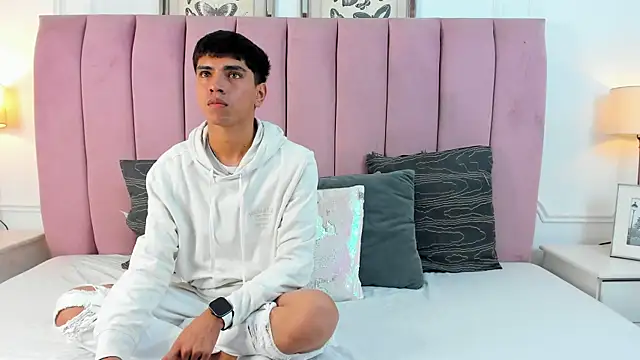 Santy carrington online show from 03/12/26, 08:15