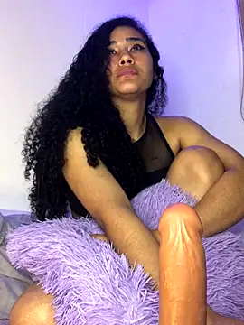 Snapshot of jaderossxx chatting on 12/03/24, 03:20 jaderossxx online show from 12/03/24, 03:20