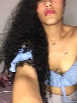 Snapshot of jaderossxx chatting on 01/24/25, 10:08 jaderossxx online show from 01/24/25, 10:08