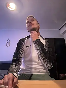 BWC69 69 69 online show from 12/28/24, 03:04