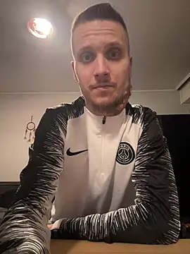 BWC69 69 69 online show from 12/28/24, 07:54