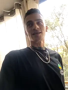 Snapshot of bray_hotboy777 chatting on 12/14/24, 07:57 bray hotboy777 online show from 12/14/24, 07:57