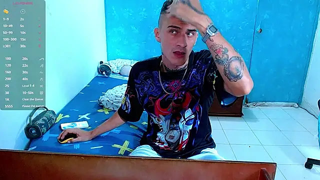 Snapshot of bray_hotboy777 chatting on 01/25/25, 09:46 bray hotboy777 online show from 01/25/25, 09:46