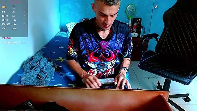 Snapshot of bray_hotboy777 chatting on 02/08/25, 06:55 bray hotboy777 online show from 02/08/25, 06:55